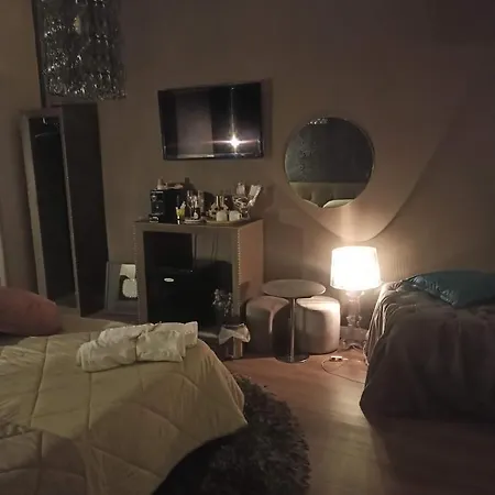 Chezmoi Quarto em Acomodações Particulares *